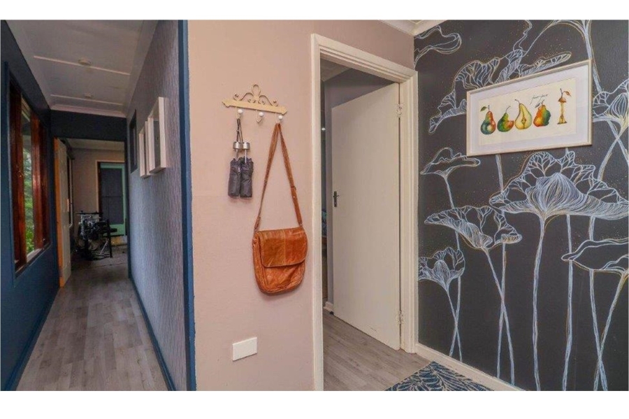 3 Bedroom Property for Sale in Hunters Home Western Cape